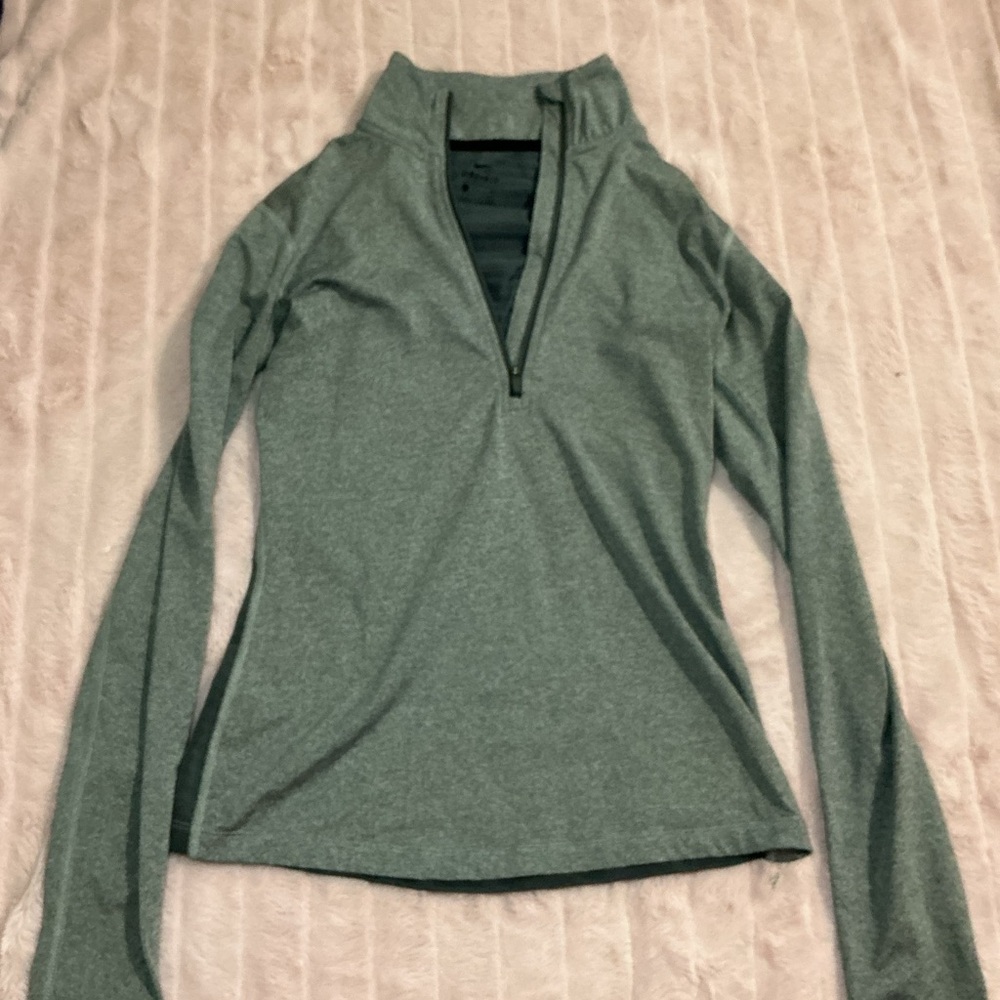 Nike Green Fitted Long Sleeve Zip Front Tee